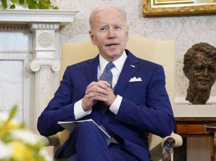 Biden i jep një goditje të rëndë “makinerisë luftarake të Putinit” 