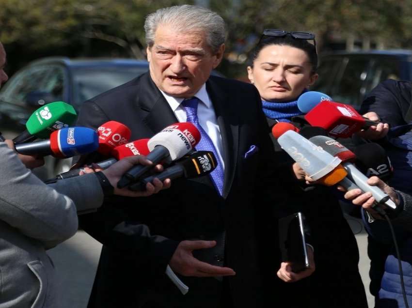 Kriza në PD, Berisha: Jam në komunikim me të gjithë deputetët demokratë