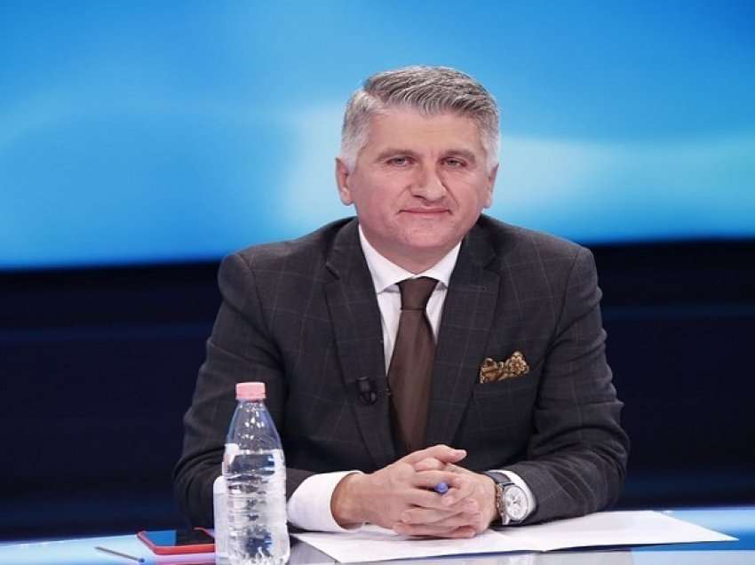 Gjekmarkaj: Të bashkohen dy pjesët e PD-së, të largohet Basha e të mos kthehet Berisha