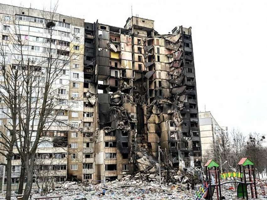 Rrëfimi i jashtëzakonshëm i gruas që i mbijetoi dhe i shpëtoi bombardimeve ruse në Kharkiv