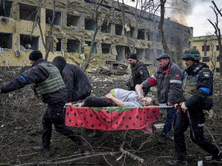 LIVE: Rusia sulmon edhe një ndërtesë civile dhe termocentralin në Zhytomyr