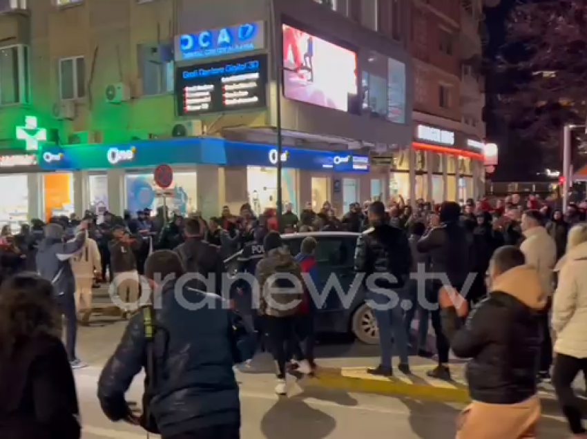 Mbyllet pas 4 orësh protesta kundër rritjes së çmimit të naftës, sërish nesër në orën 11:00