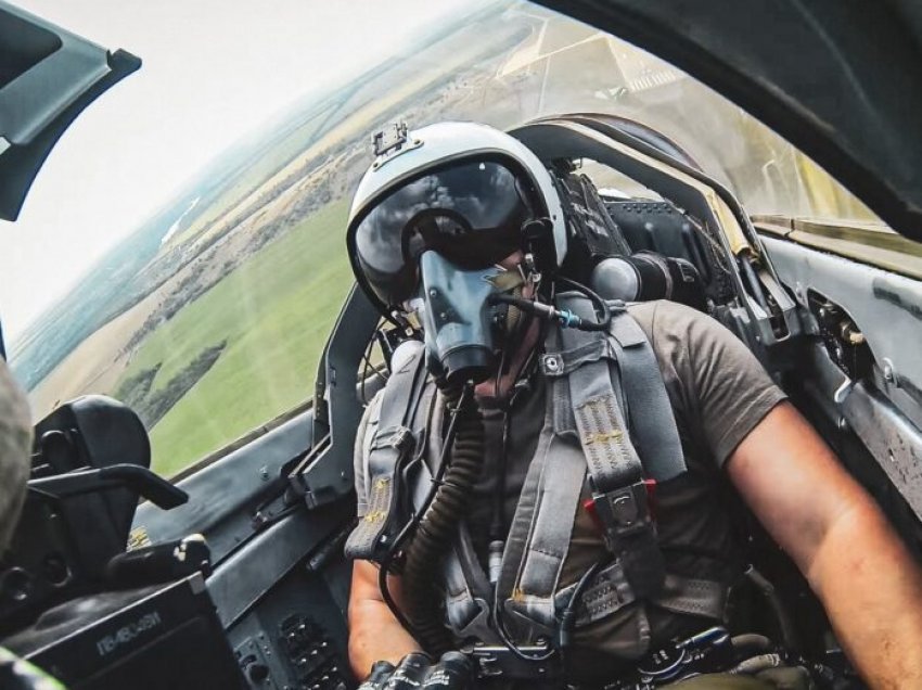 Del fotoja e “Fantazmës së Kievit”, makthi i aeroplanëve rusë