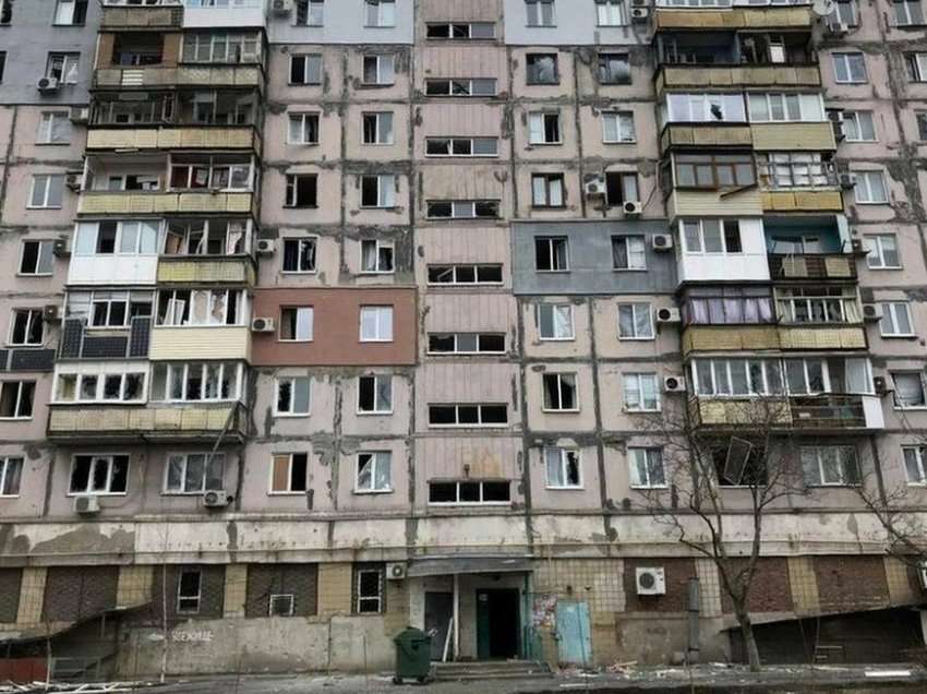 Mariupol shpreson për evakuime