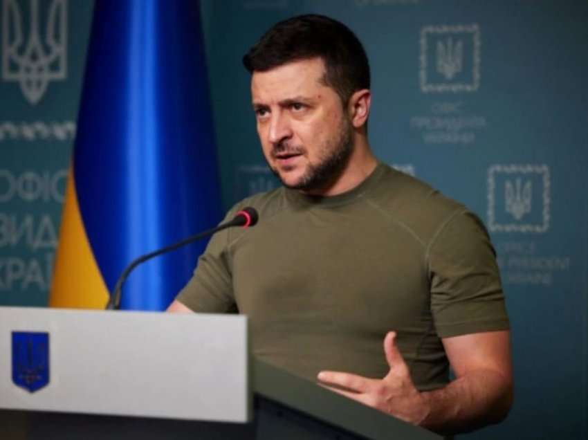 Zelensky: Afër 1,300 trupa ukrainase janë vrarë dhe kaq rusë janë dorëzuar