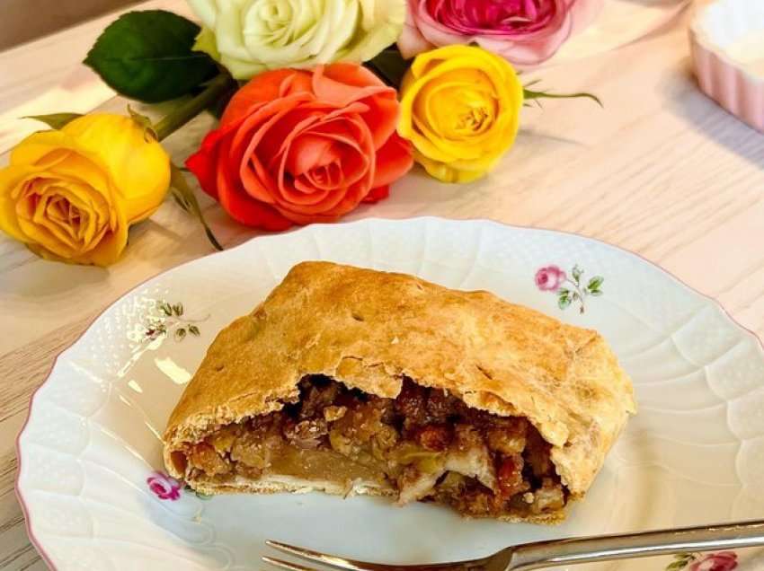 Strudel pa gjalpë e sheqer për të mos u ndier në 'faj'