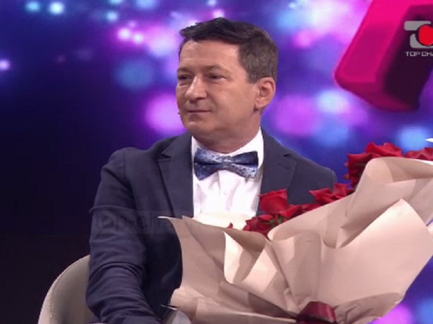 Arjan Konomi lë “Për’puthen”, çfarë ndodhi mes debatit të ashpër në studio