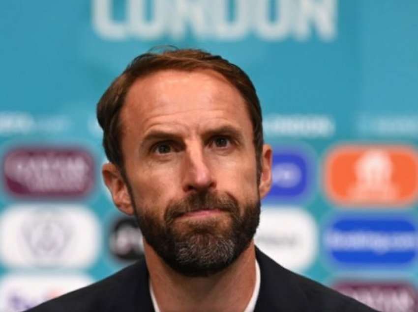 Southgate shpjegon vendimet e tij