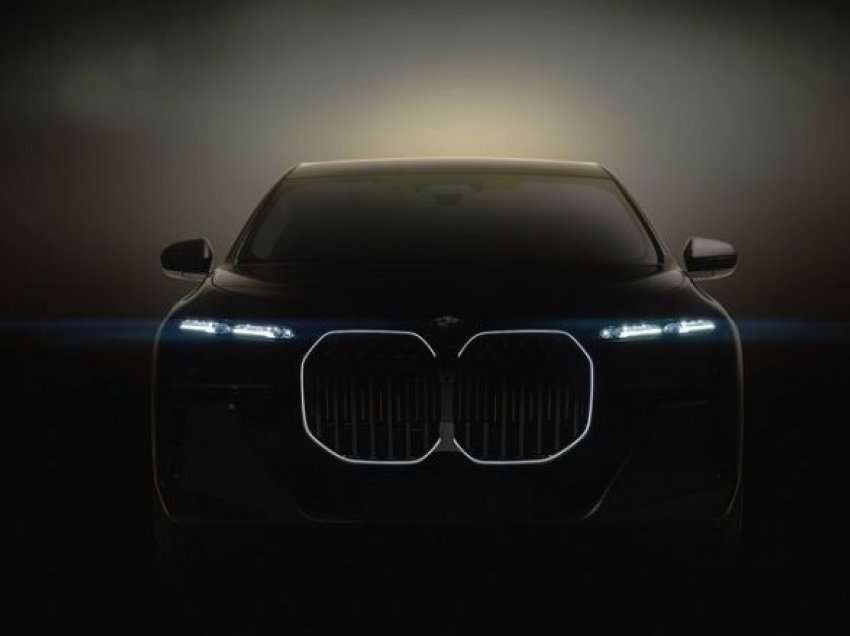 BMW i7 2023 do të ketë një grilë masive përpara dhe një ekran kinemaje