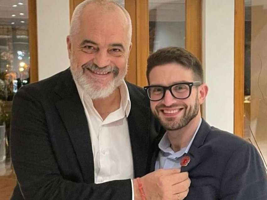 Djali i George Soros viziton Tiranën, publikon foton me kryeministrin Edi Rama