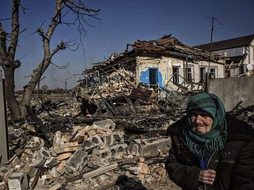 Hordhitë ruse, po zhdukin qytete të tëra /  Por, Rusia do ta humbë luftën dhe do të bie në kaos