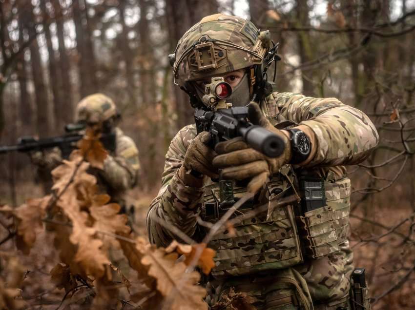 “Zemra po më pikon gjak për Mariupolin”/ Gjenerali Klark: Ukraina duhet ta mposht Rusinë - është jetike për ne!