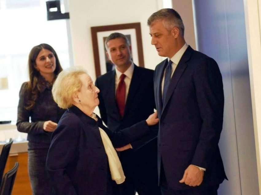 Bekim Çollaku vizitë Thaçit në burg, tregon se është i pikëlluar për vdekjen e Madeline Albright