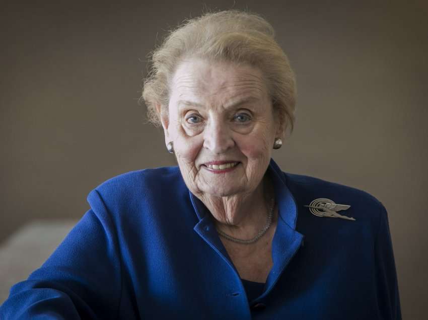 Letra e Madeleine Albright për vajzat e Kosovës