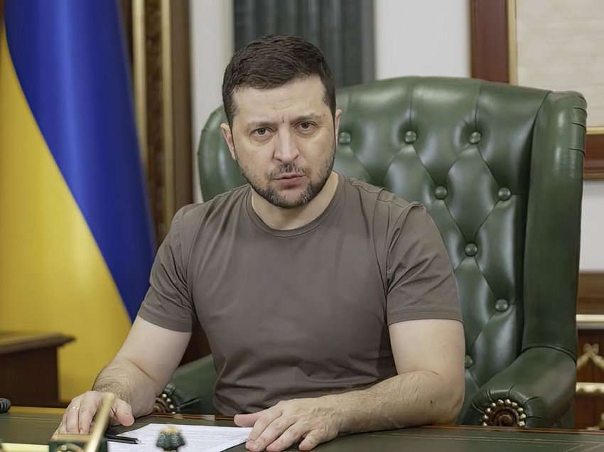 Zelensky: Përgjigjja ndaj trupave ruse do të jetë një urrejtje dhe përbuzje