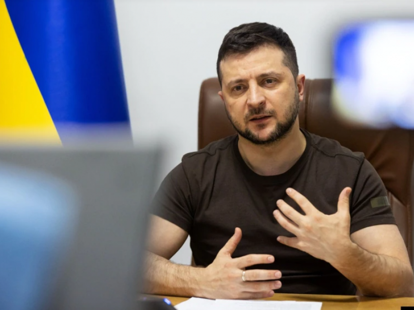 Zelensky kërkon paqe “pa vonesë” në bisedime