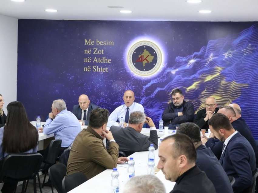 Haradinaj kritikon qeverinë për investime kapitale