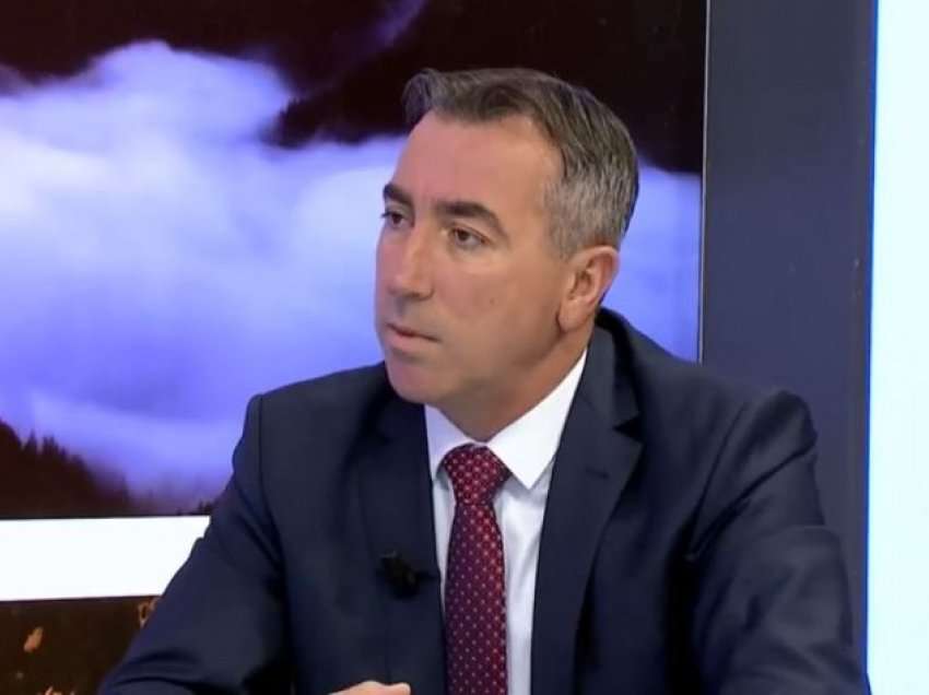 Ibrahimi: Komunat po e shqyrtojnë mundësinë e padisë ndaj MAShT-it dhe MSh-së 