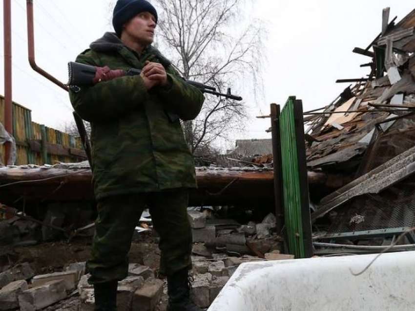 Sulme në Donetsk, zyrtari ukrainas: Janë vrarë 21 civilë