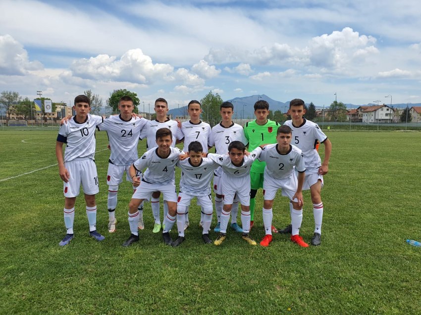 Shqipëria U-15 superiore, fiton me përmbysje Beogradin