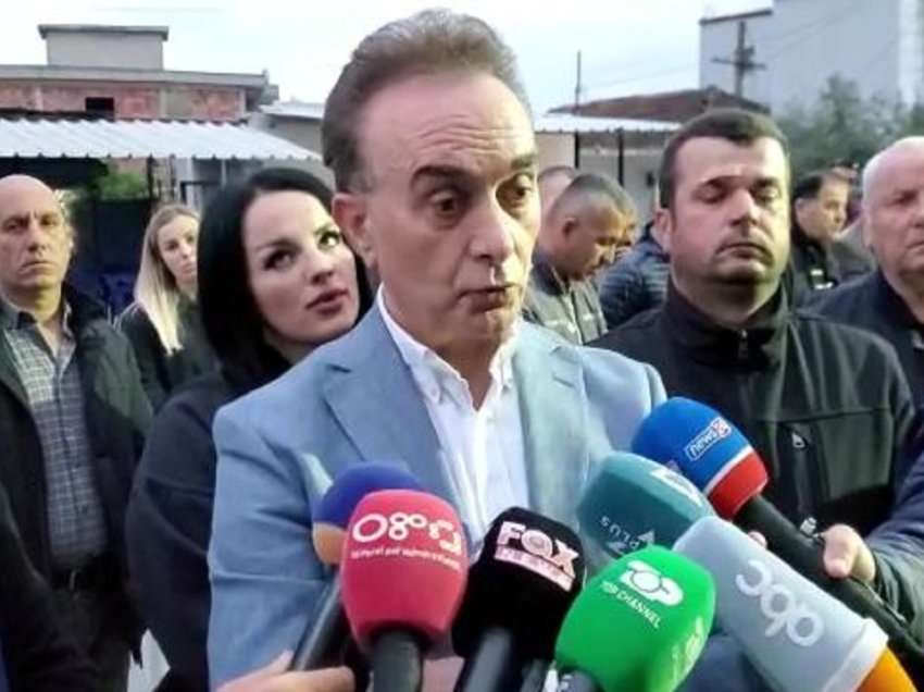 Protesta për Ilvi Metën, Baçi: Nuk është rasti i parë rasti i 31 vjeçarit që dha jetën ne qelinë e Kavajës