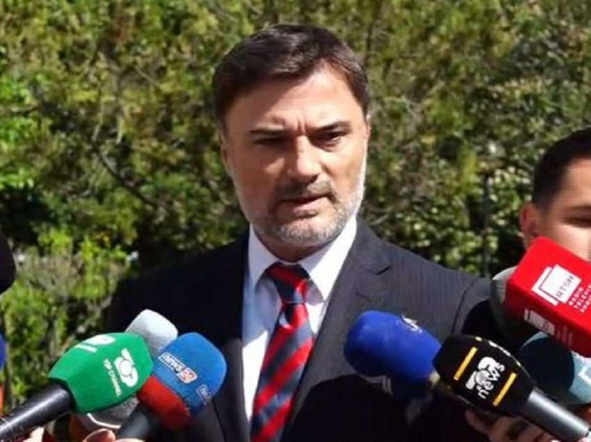 “Presidenti i ri antikomunist”, Alibeaj: Sot askush nuk është i fokusuar te emrat, por te procesi transparent