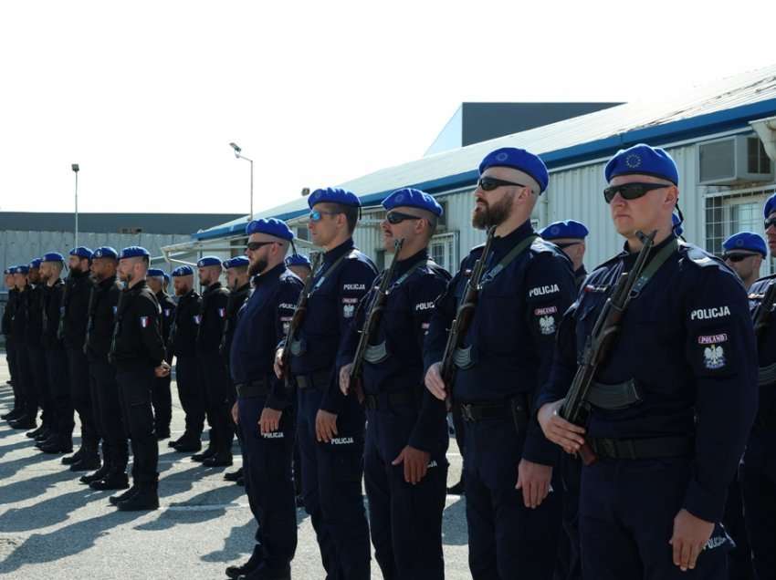 EULEX shënoi Ditën e Evropës me një paradë të Njësisë Policore të Specializuar dhe Njësisë Policore të Specializuar Rezervë