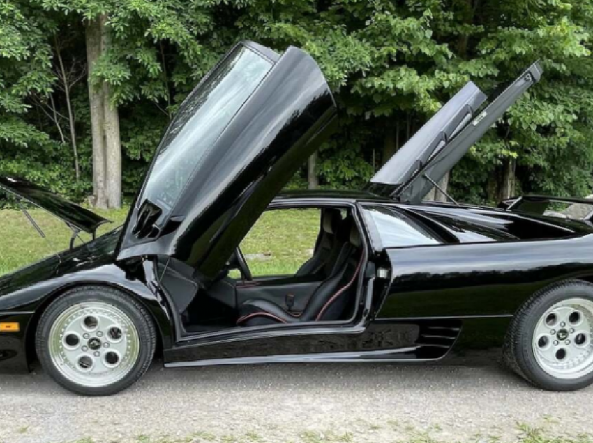 Lamborghini Diablo VT shitet për gati 400 mijë dollarë