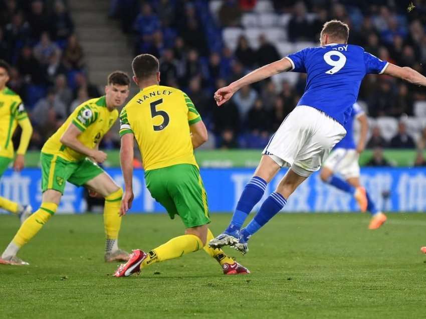 Rashica me Norwich-in pësuan humbje të thellë