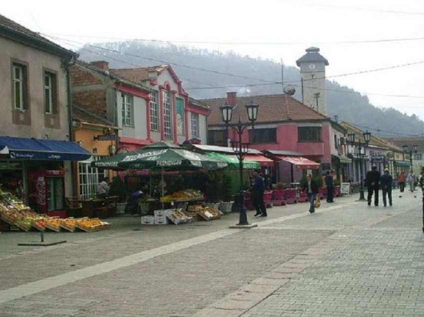 ​Graçanica asfaltoi urën e armuar në Gushtericë të Poshtme vetëm pas gjetjes së Zyrës së Auditimit