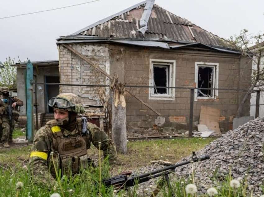 Rusia pretendon se ka pushtuar një fshat në Sievierodonetsk