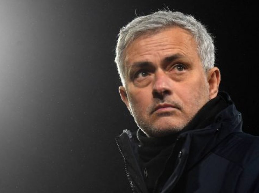 Klubi i njohur anglez synon Jose Mourinhon