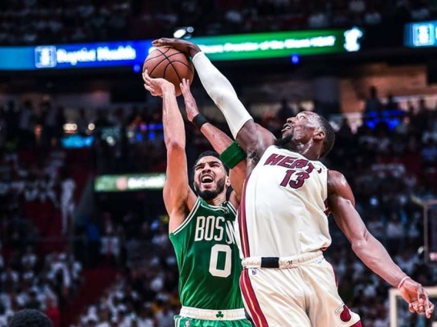 Miami Heat fitojnë ndeshjen e parë në Konferencën Linore