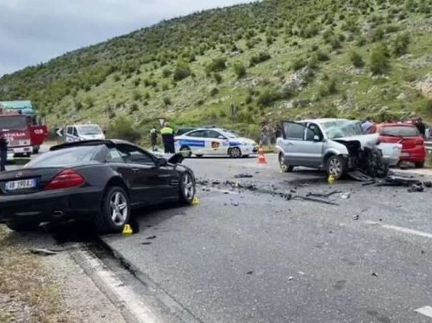 Aksident i gjashtëfishtë në autostradën Tiranë-Durrës, raportohet për të lënduar