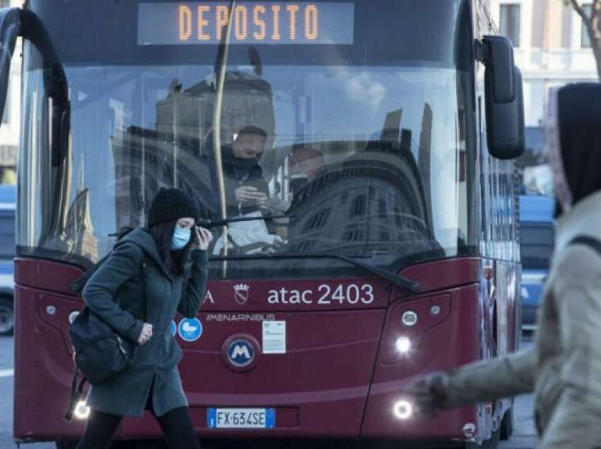 Dorëheqjet masive të italianëve, pandemia ua “hapi sytë”: Jeta nuk është vetëm punë