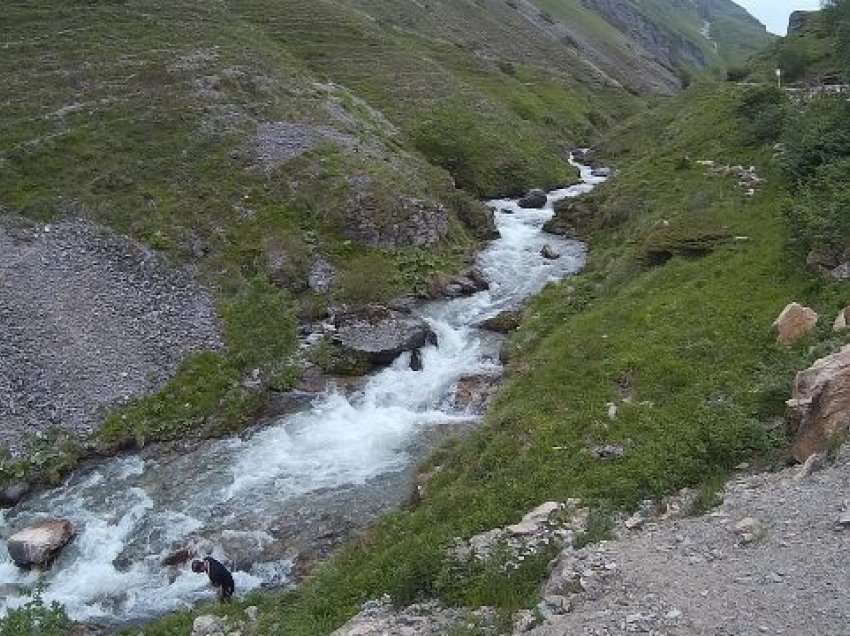 Nga ura ra në lumë, policia jep detaje për vdekjen e fëmijës në Dragash