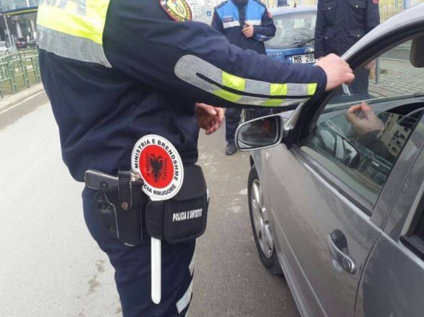 Shkelje e rregullave të qarkullimit rrugor/ Policia e Tiranës arreston 32 persona në një javë