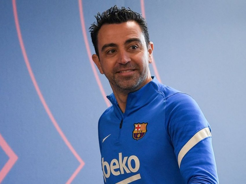 Xavi konfirmon interesimin e Barcelonës për Lewandowskin