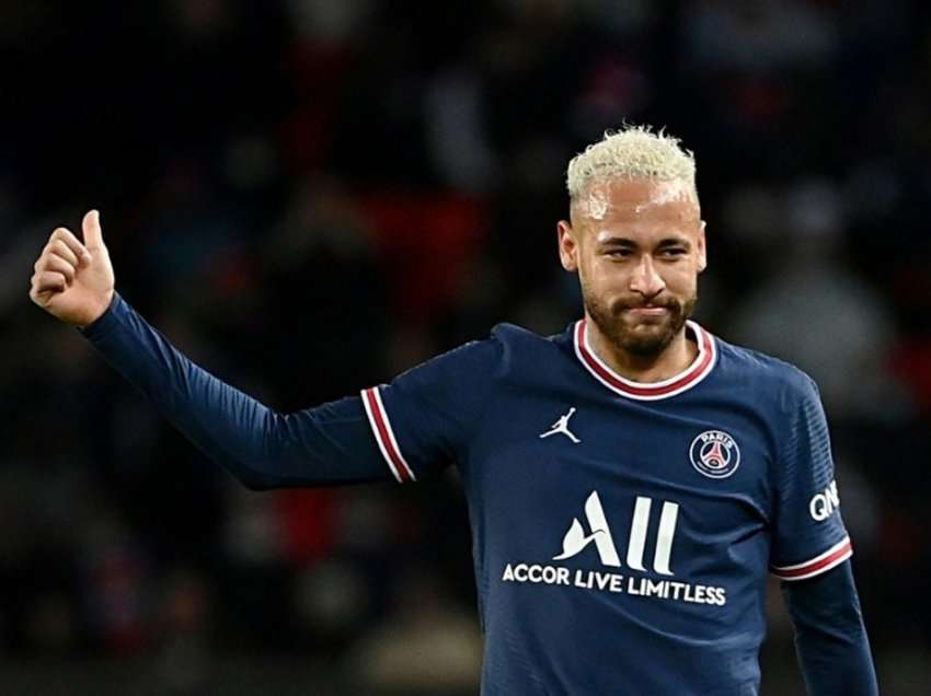 Neymar flet për të ardhmen në PSG