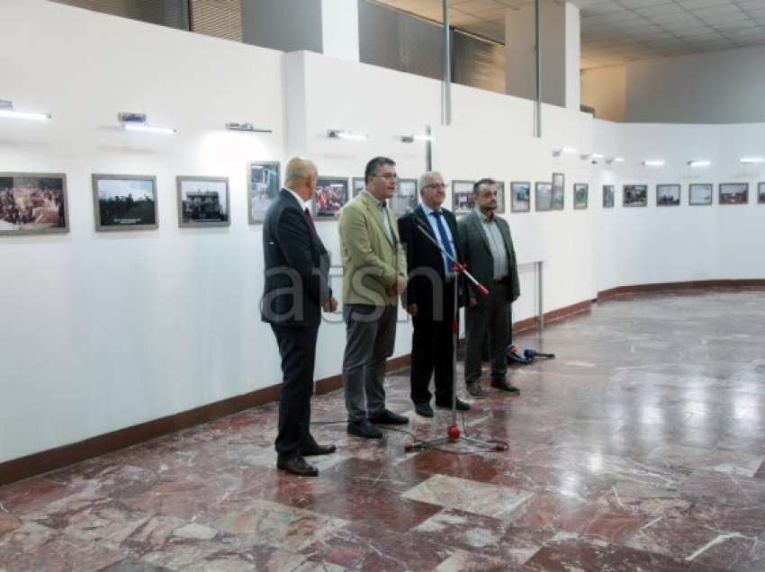 ​Historia e Kosovës përmes fotove të paekspozuara më parë në Tiranë