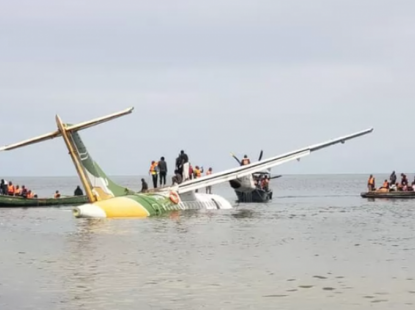 Numri i viktimave nga rrëzimi i aeroplanit në Tanzani shkon në 19