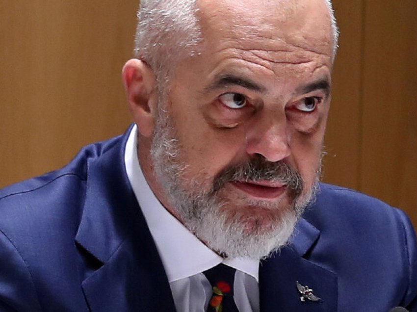 Edi Rama i shqetësuar për situatën e acaruar në Kosovë: I bashkohemi qëndrimeve të ShBA-së dhe BE-së