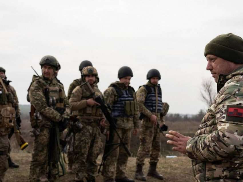 Gjenerali ukrainas: Rusia nuk kishte zgjidhje tjetër veçse të ikte nga Kherson