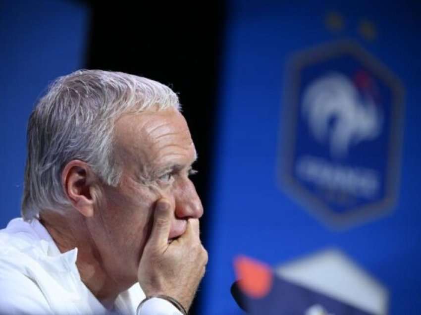 Deschamps ankohet për kalendarin