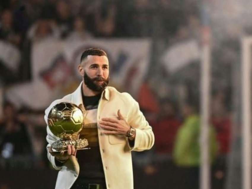 Benzema qetëson tifozët e Francës