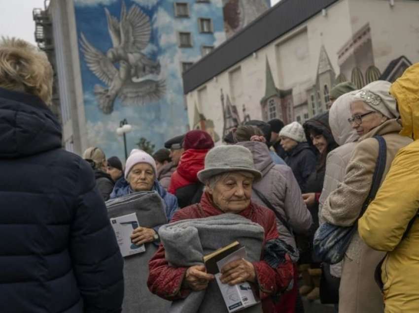 Sulmet e Rusisë lënë 10 milionë ukrainas pa energji elektrike