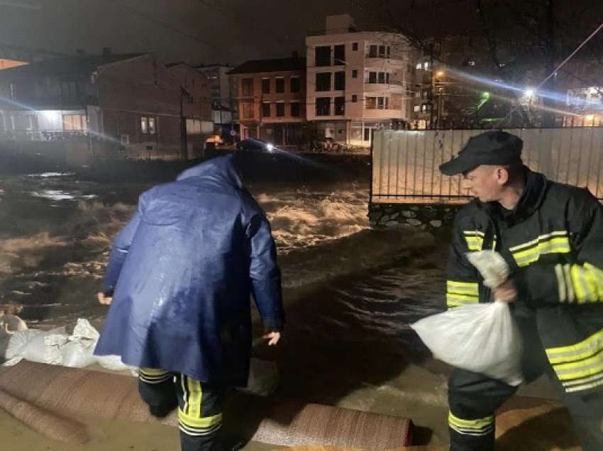 ​Vërshimet, Agjencia e Menaxhimit Emergjent: Situatë më e rënduar në rajonin e Dukagjinit