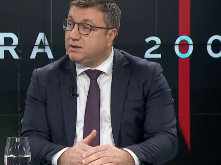 Minovski: Çdo amvisëri të mund të vendosë panele diellore dhe të prodhojë energji elektrike