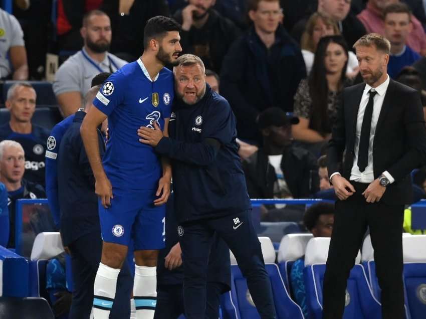 Chelsea vendos përfundimisht për të ardhmen e Armando Brojës