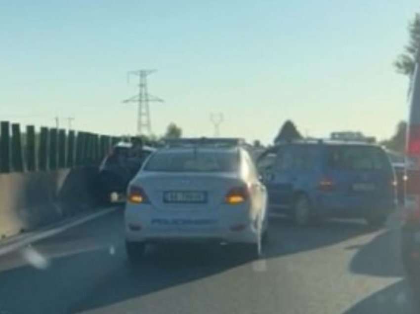 Aksident i rëndë në autostradën Tiranë-Durrës, ndërrojnë jetë dy persona